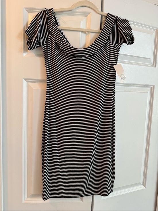 Decree Dresses & Skirts - Decree Black and White Striped Scoop Neck Dress